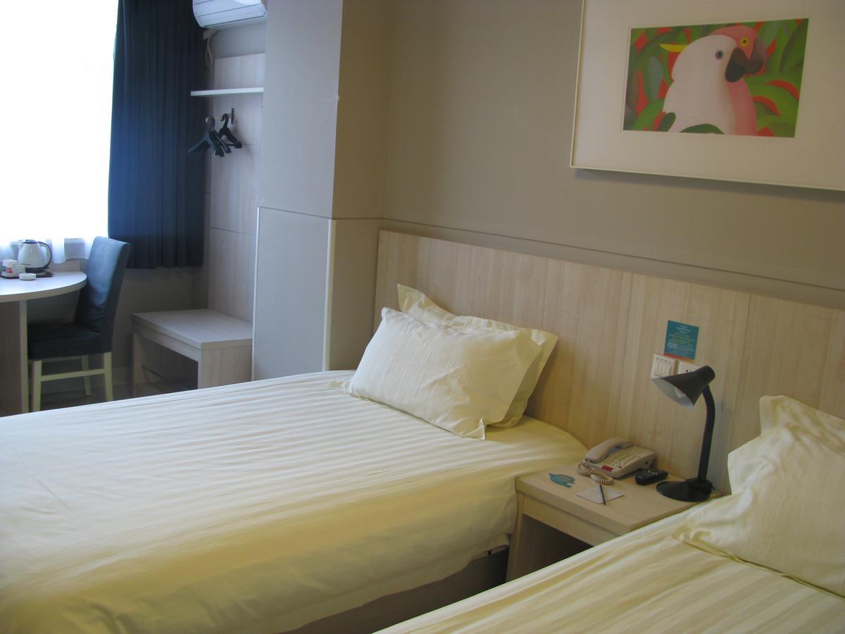 Magnolia Business Hotel Xining Railway Station Grand Cross Mojia Street المظهر الخارجي الصورة
