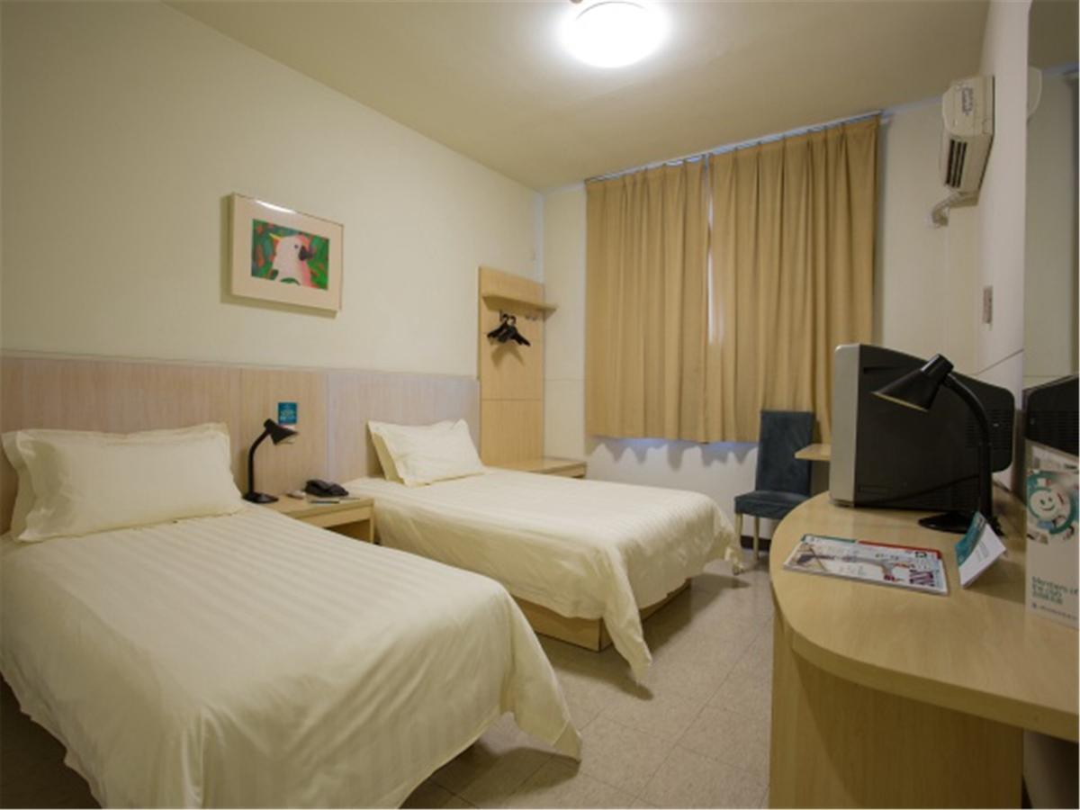 Magnolia Business Hotel Xining Railway Station Grand Cross Mojia Street المظهر الخارجي الصورة