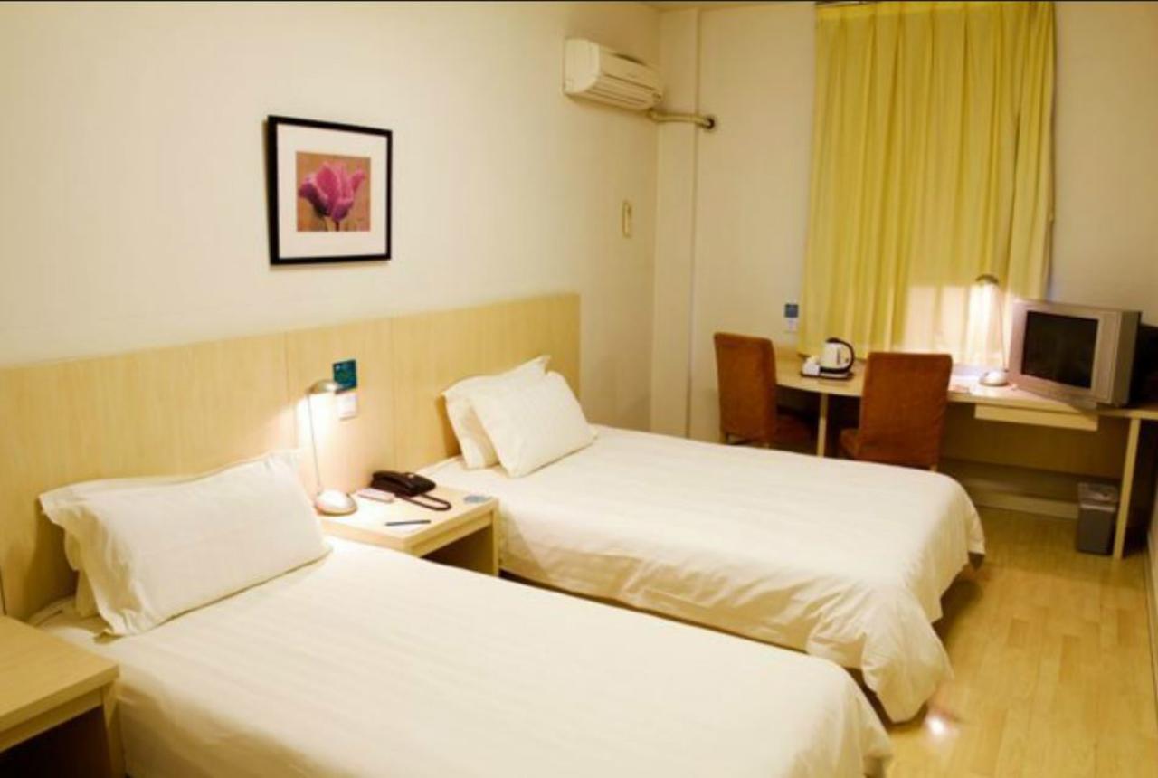 Magnolia Business Hotel Xining Railway Station Grand Cross Mojia Street المظهر الخارجي الصورة
