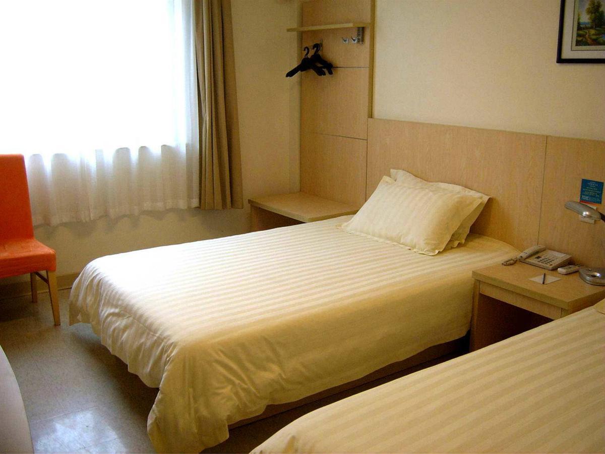 Magnolia Business Hotel Xining Railway Station Grand Cross Mojia Street المظهر الخارجي الصورة