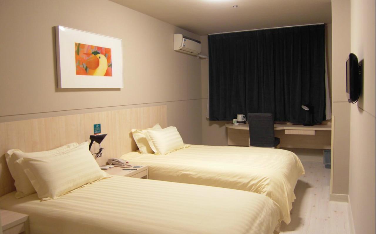 Magnolia Business Hotel Xining Railway Station Grand Cross Mojia Street المظهر الخارجي الصورة