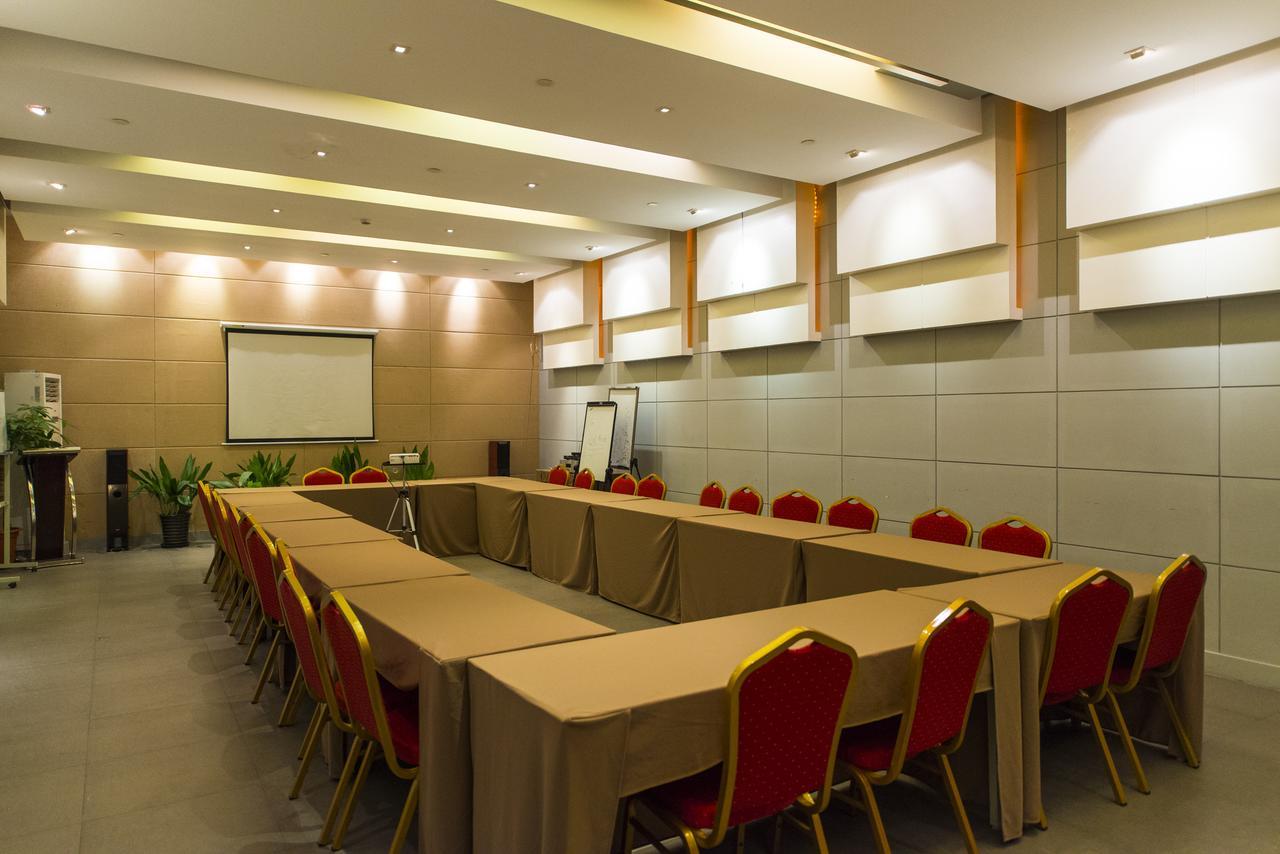 Magnolia Business Hotel Xining Railway Station Grand Cross Mojia Street المظهر الخارجي الصورة